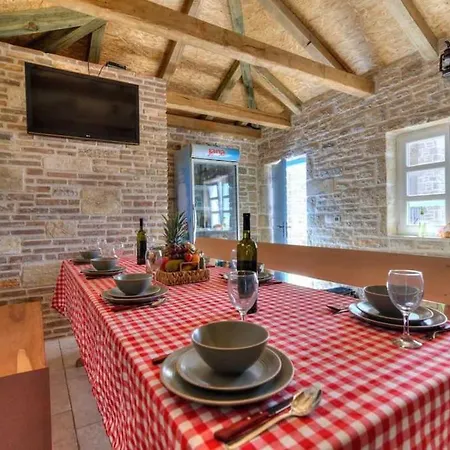 Villa Stonevilla With Heated Pool Vrsi